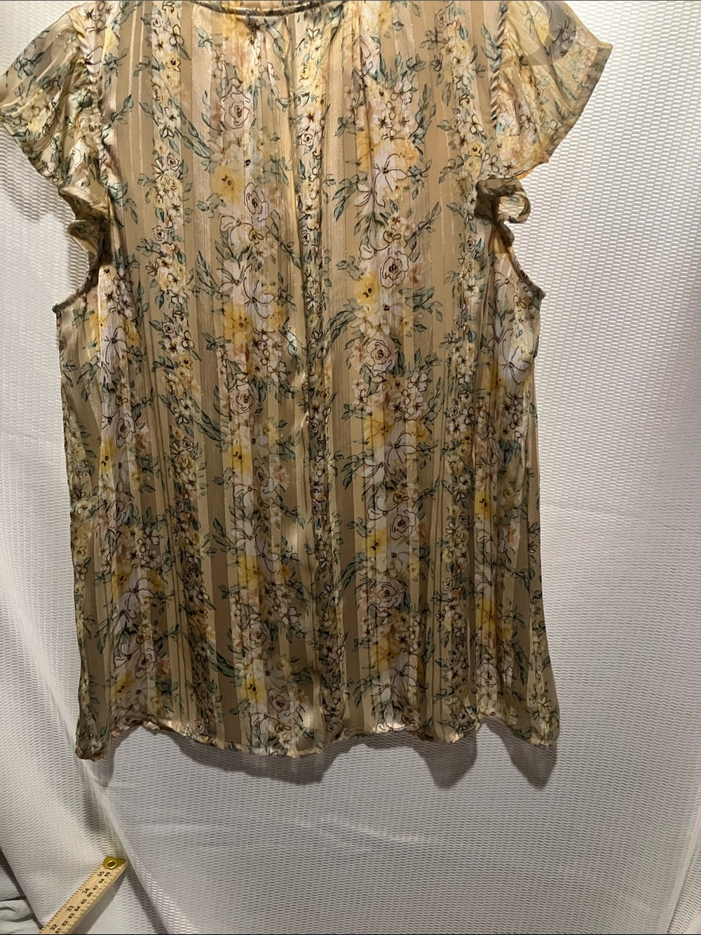 Absolutely Famous Yellow Floral Tie-Neck Ruffle Sleeve Blouse - Picture 5 of 9